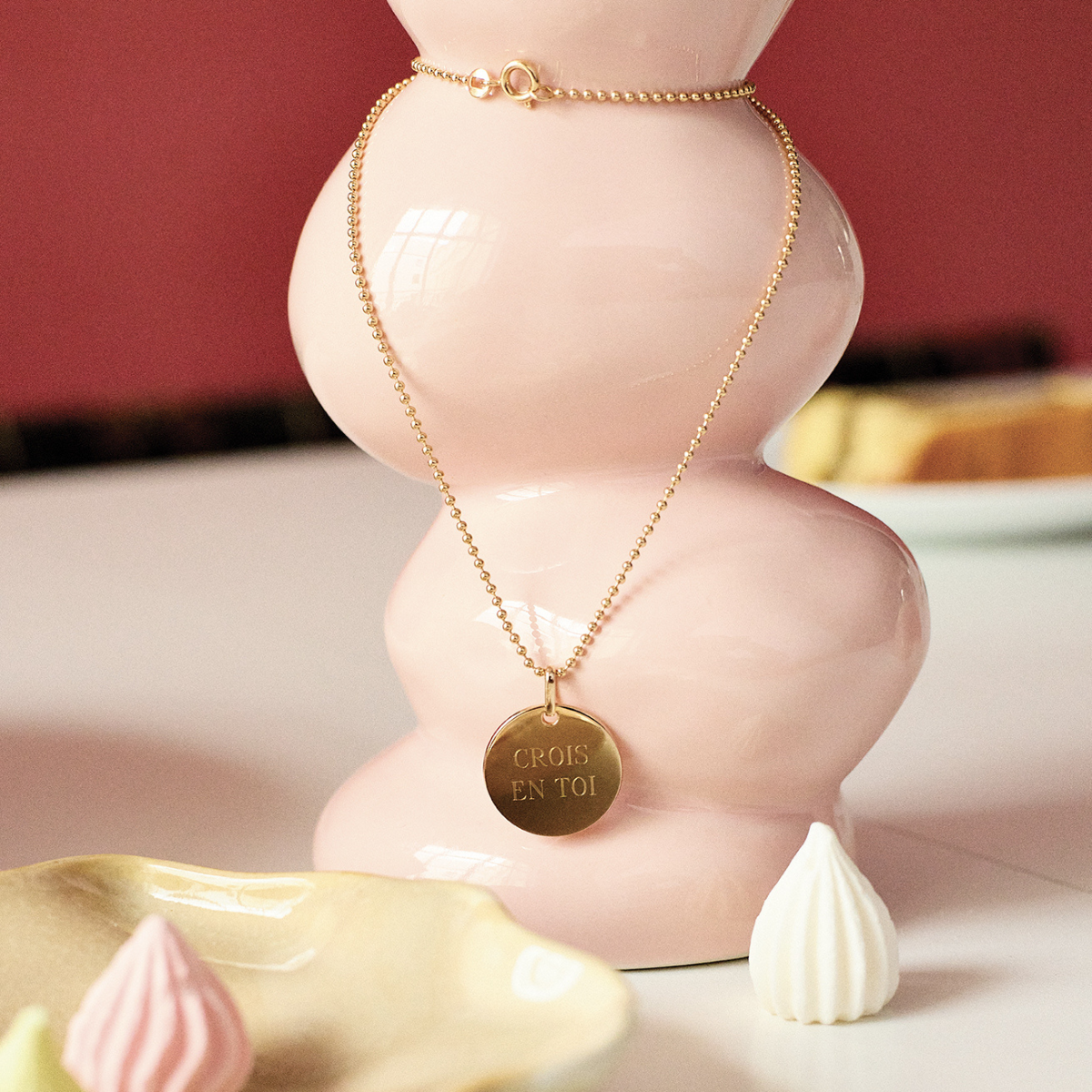 Collier mantra plaqué or – Rond plat