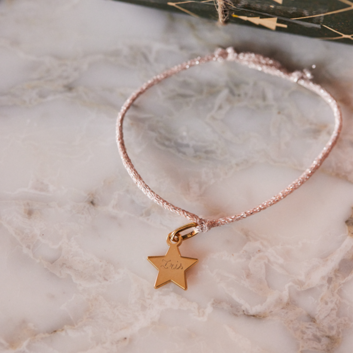 Bracelet 1 mini étoile sur lien pailleté