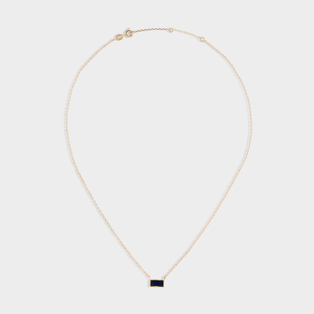 Collier rectangle sur chaîne bleu plaqué or