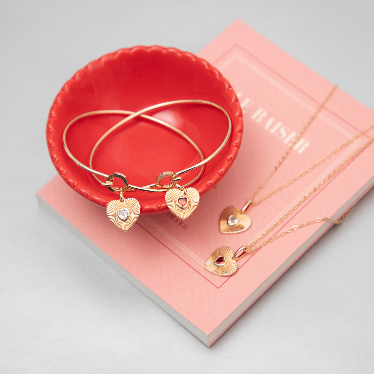 Bracelet cœur plaqué or et oxyde de zirconium blanc