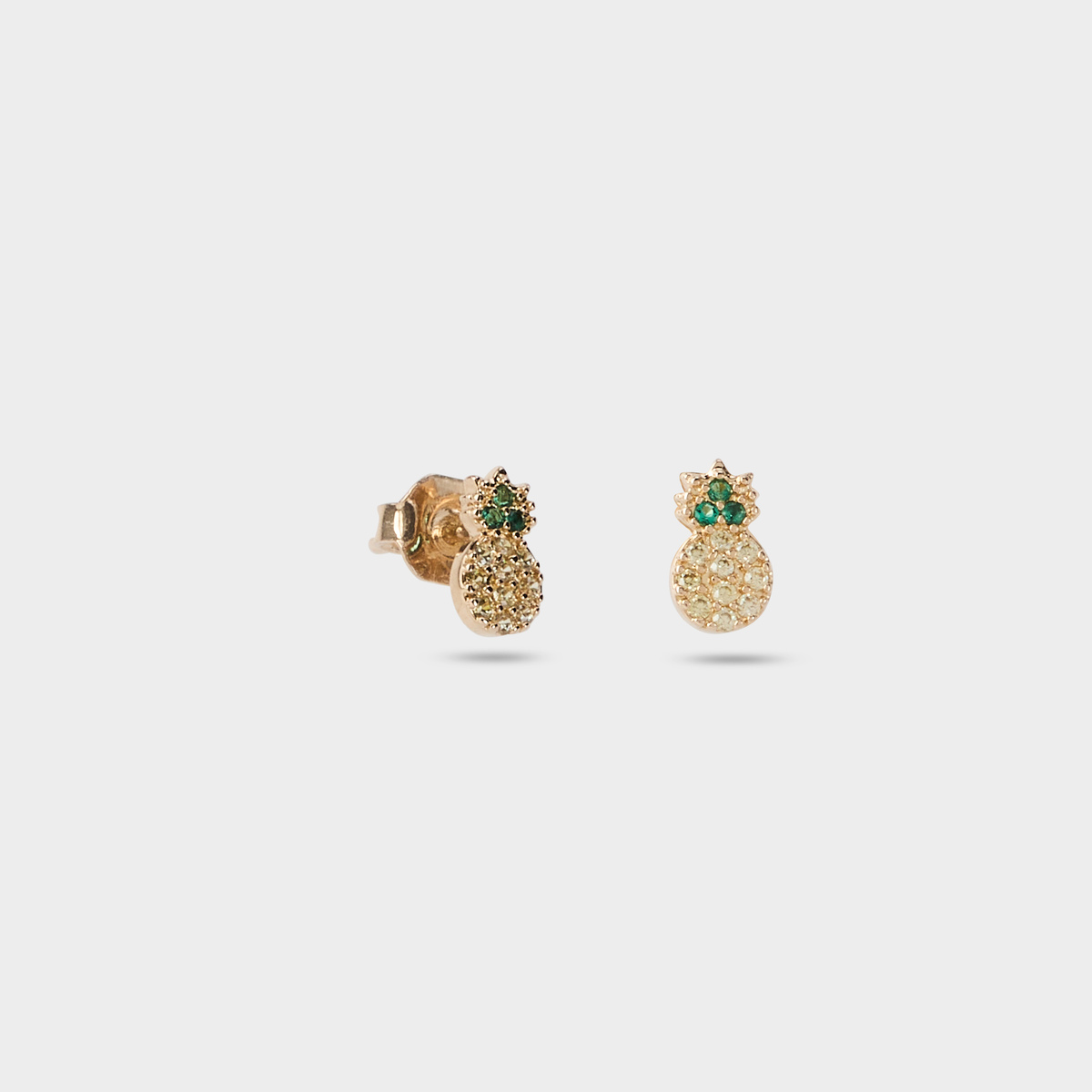 Boucles d'oreilles ananas pavées plaqué or