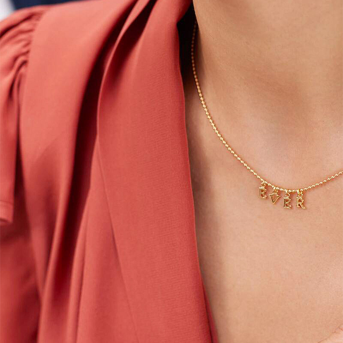 Collier lettres prénom plaqué or