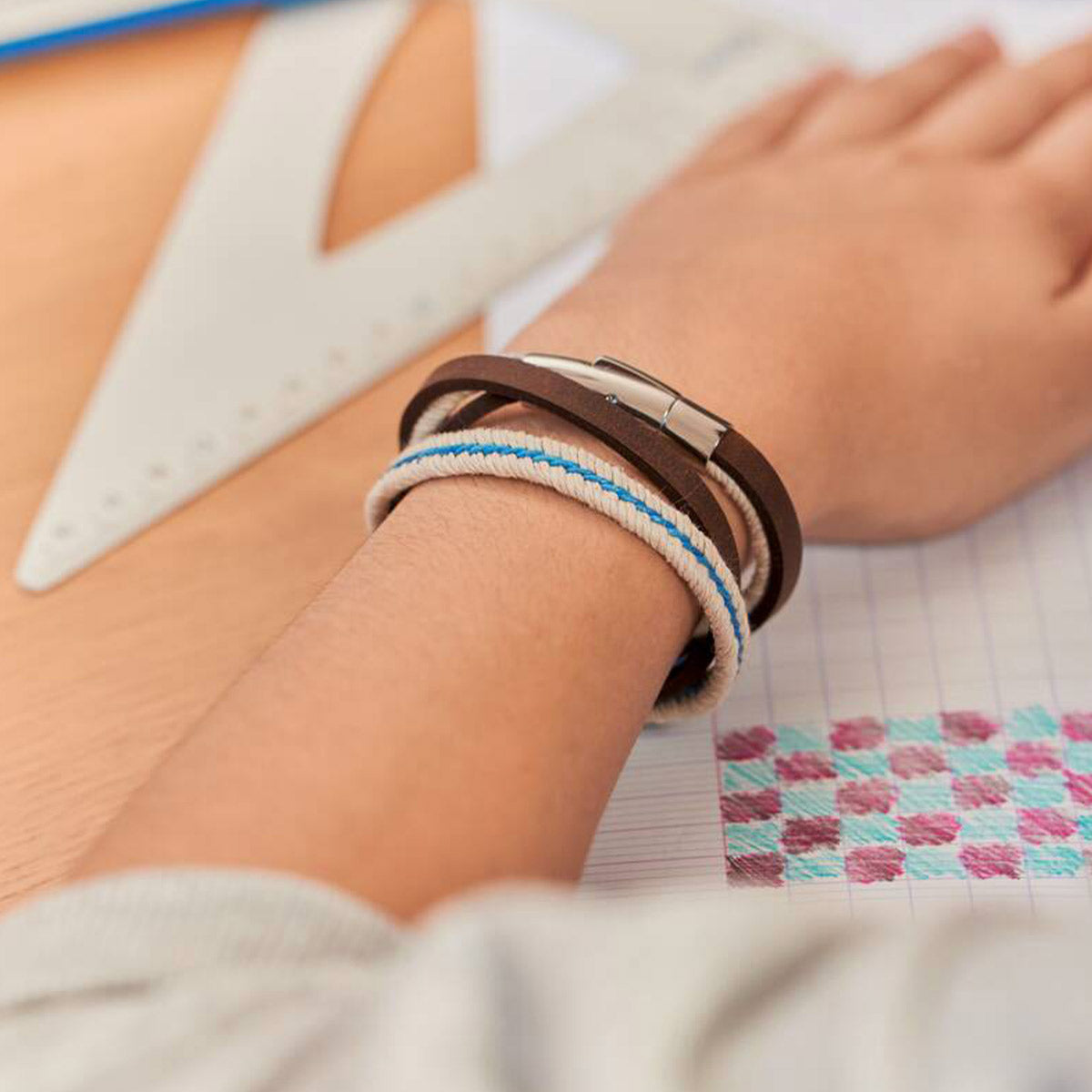 Le Nautic en cuir véritable marron, tresse marine et beige