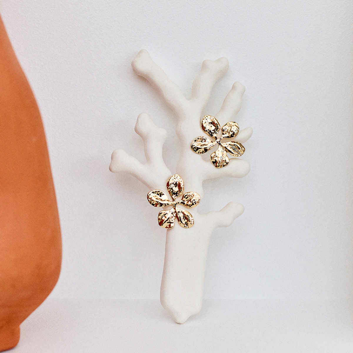 Boucles d'oreilles Hortensia plaqué or
