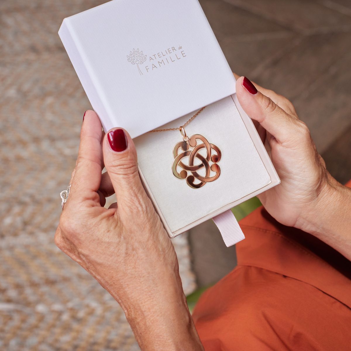 Ecrin collier et bracelet