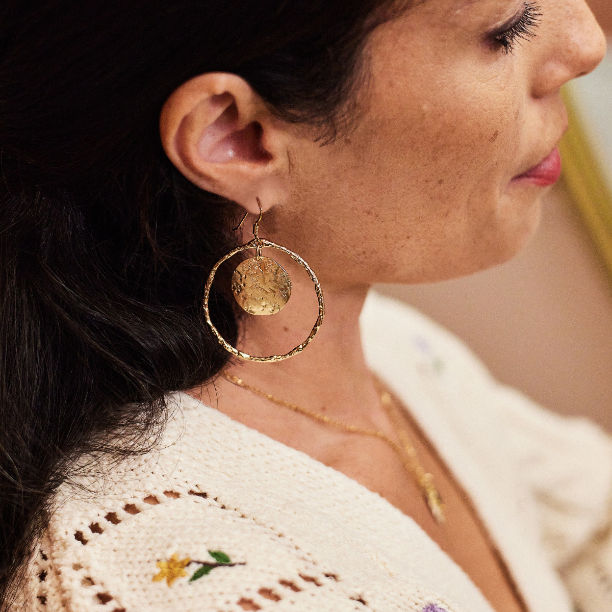 Boucles d'oreilles anneau rond Maya plaqué or