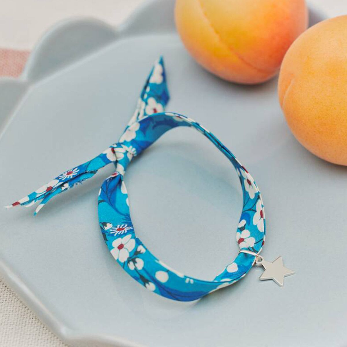 Bracelet 1 mini breloque sur lien liberty argent