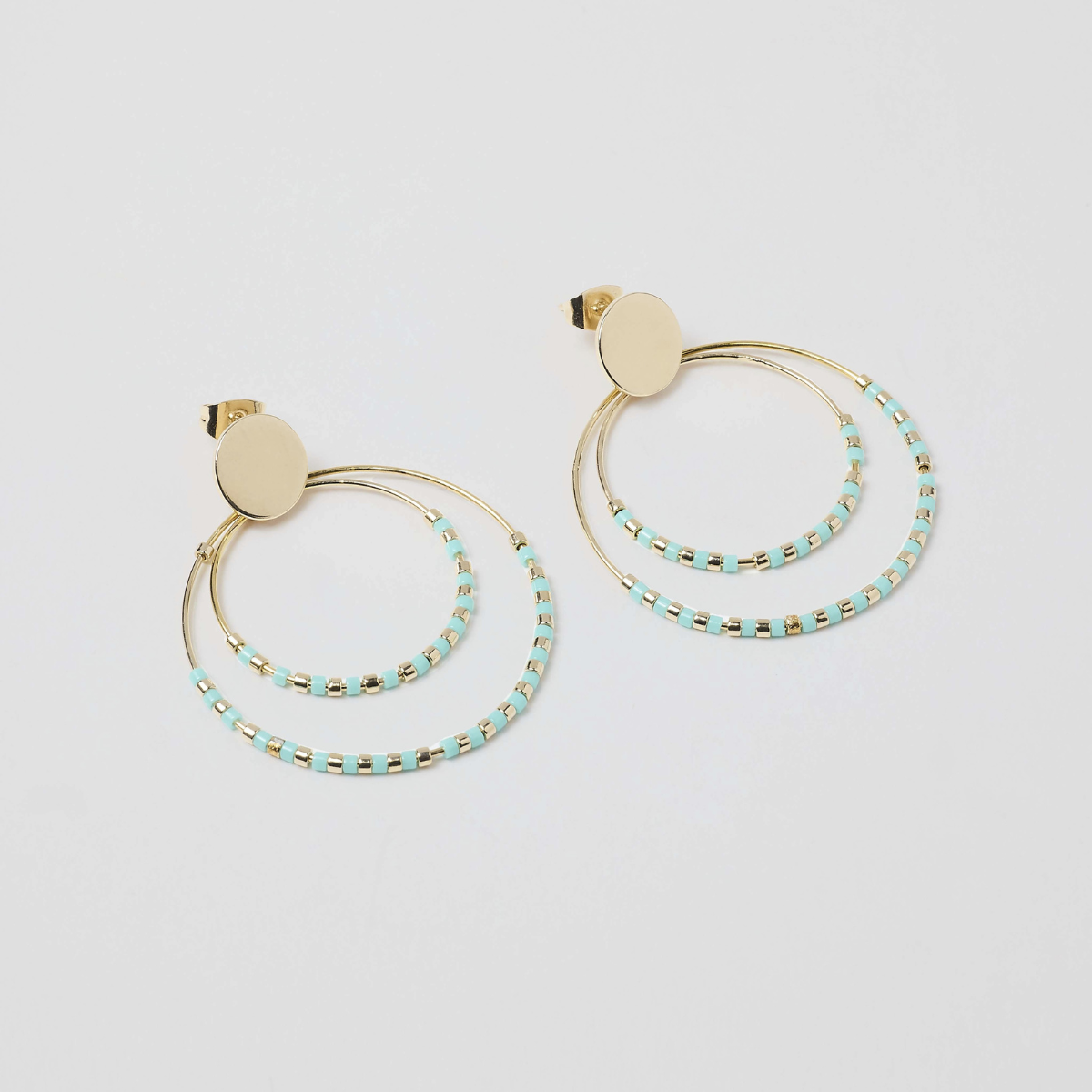Boucles d'oreilles Mahos vert d'eau plaqué or