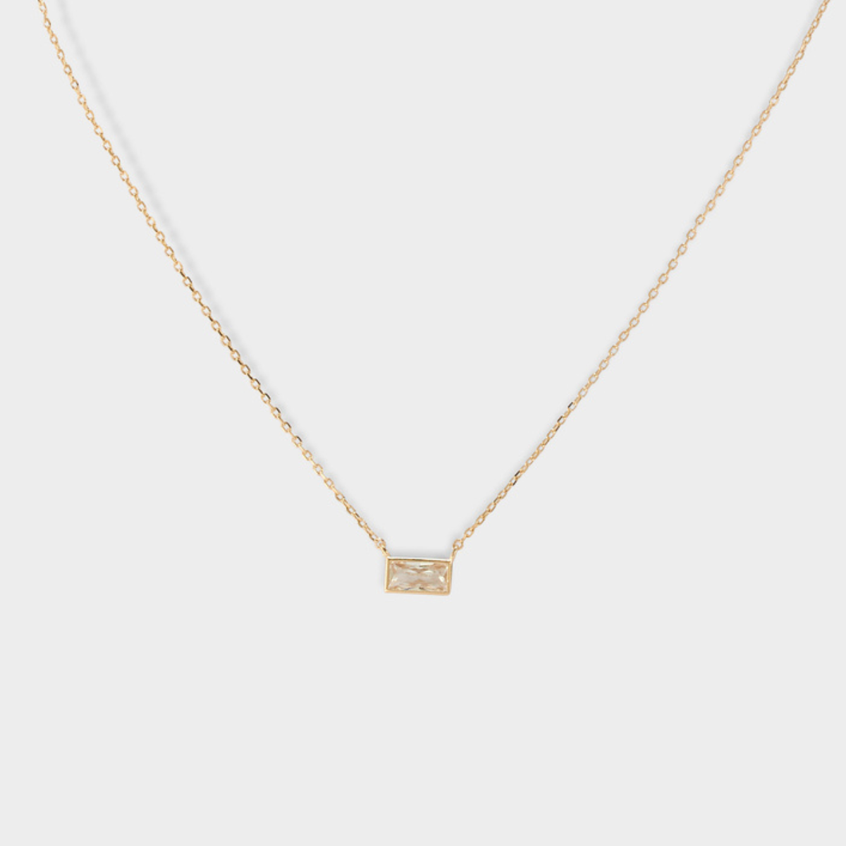Collier rectangle sur chaîne blanc plaqué or