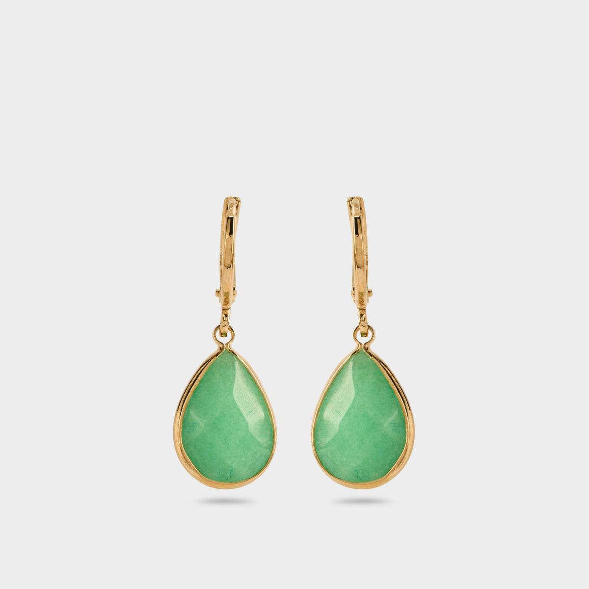 Boucles d'oreilles Goutte de pierre verte plaqué or