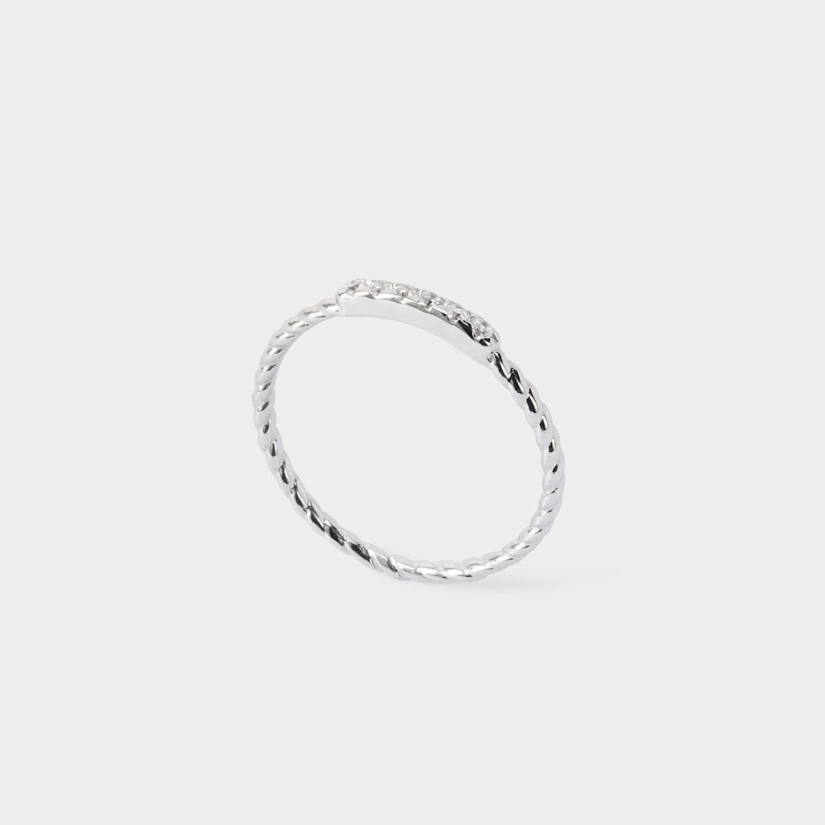 Bague torsadée et brillants argent