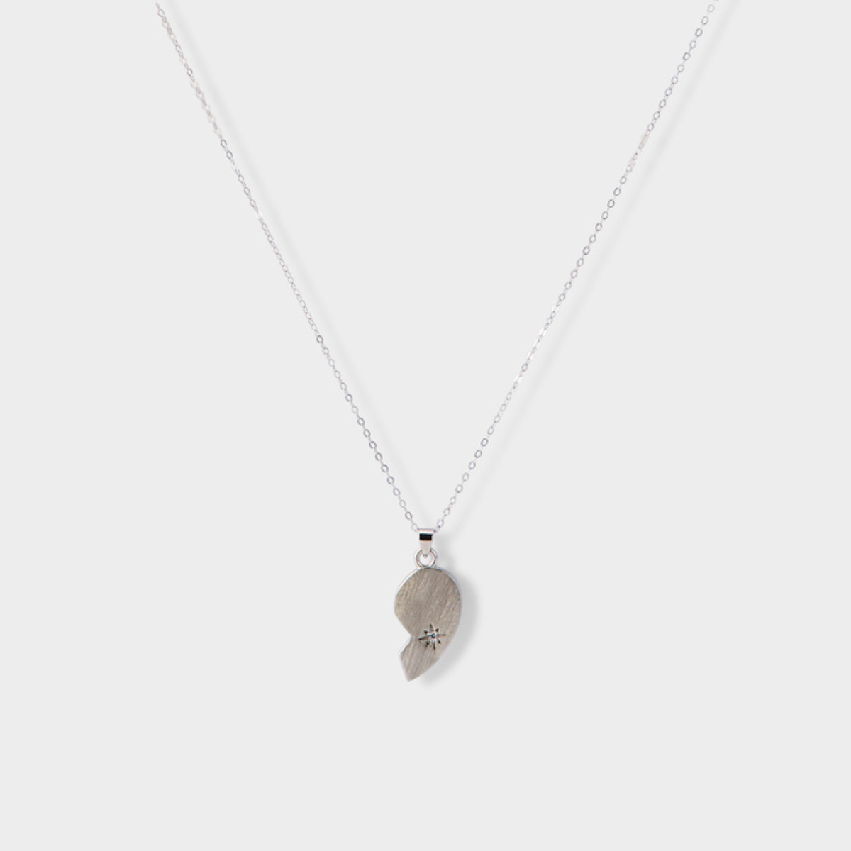 Collier demi-cœur gauche argent