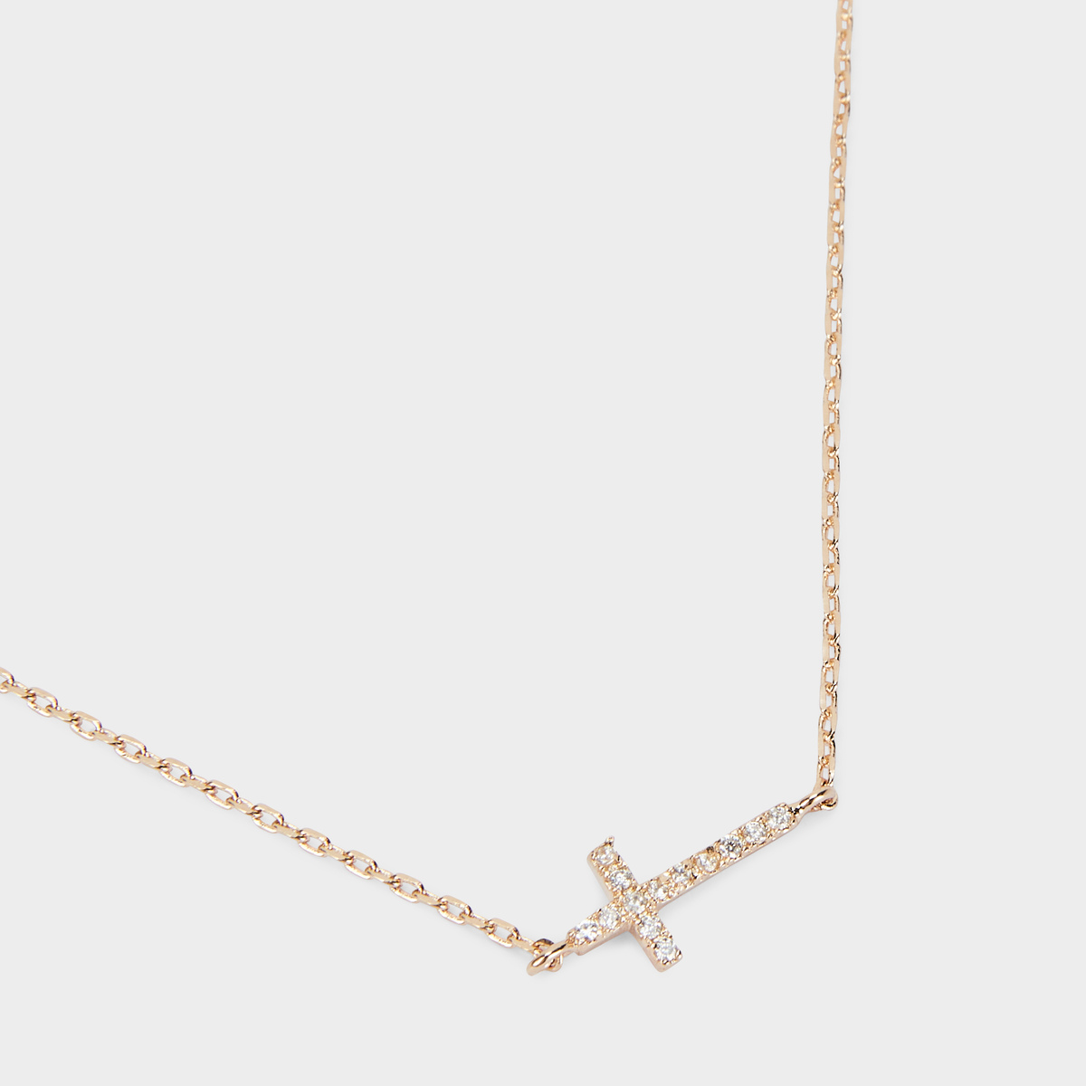 Collier croix pavée horizontale sur chaîne plaqué or