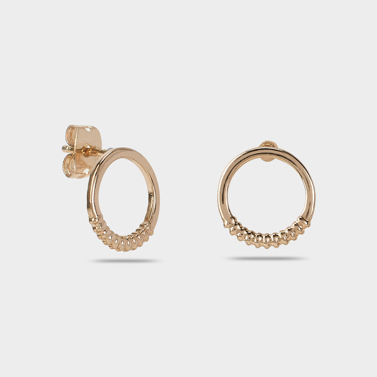 Boucles d'oreilles cercle ciselé plaqué or