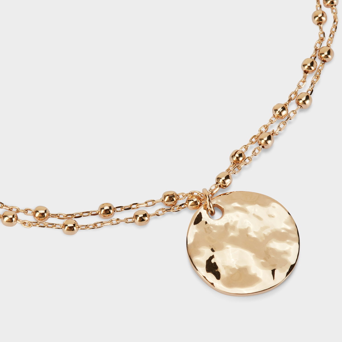 Bracelet breloque martelée sur double chaîne perlée plaqué or