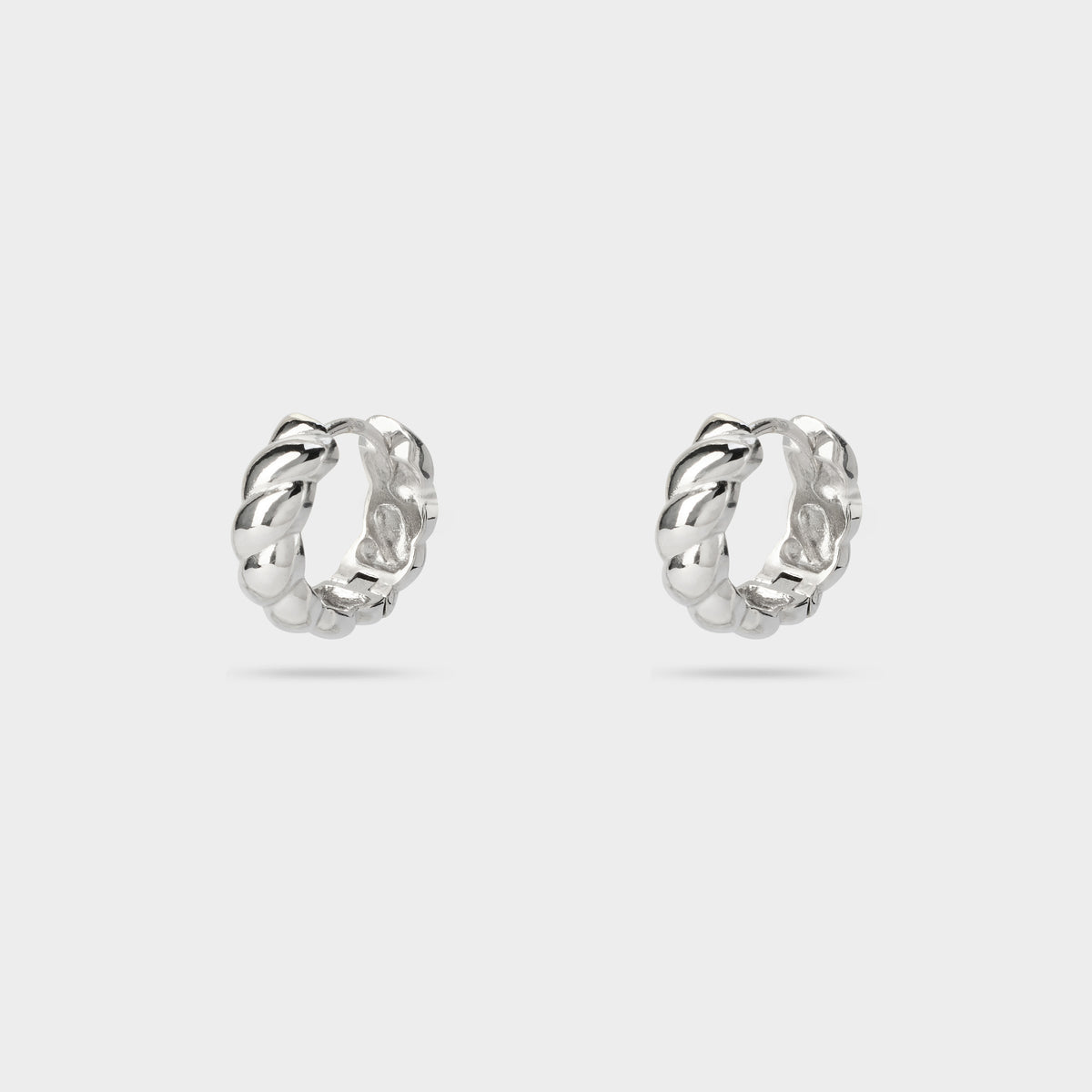 Boucles d'oreilles mini créoles tournoyantes argent