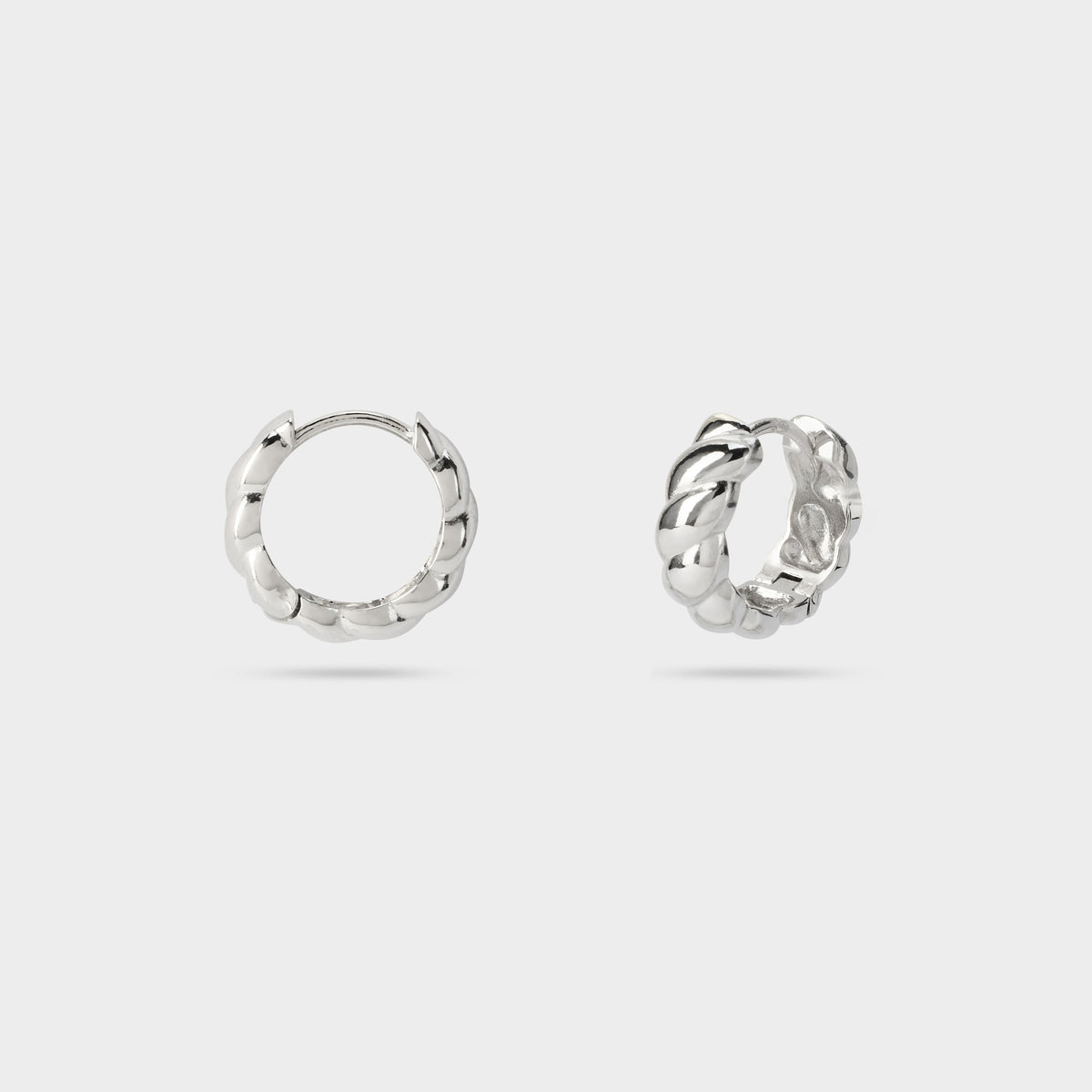 Boucles d'oreilles mini créoles tournoyantes argent