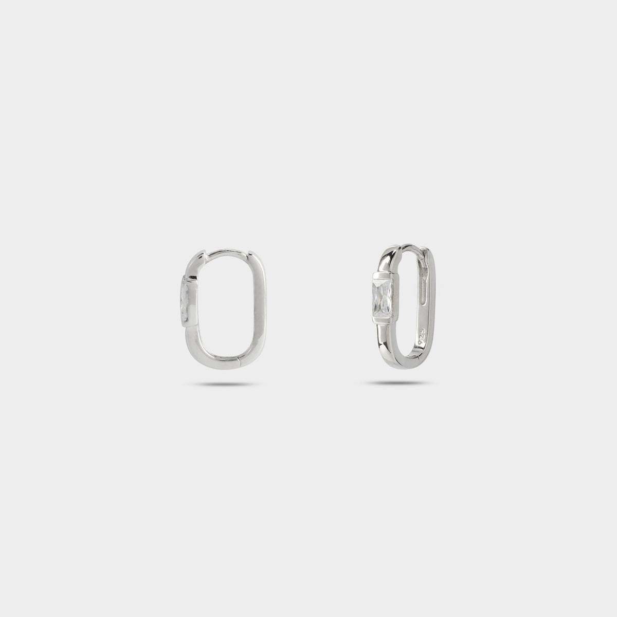 Boucles d'oreilles créoles rectangles 1 zircon argent