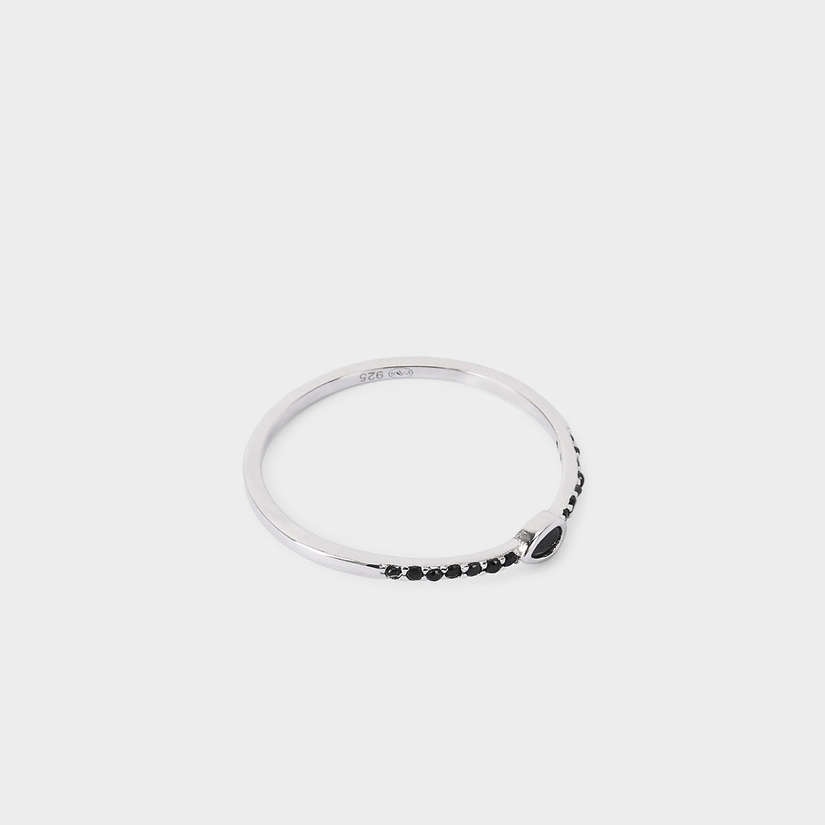 Bague goutte et pavage noir argent