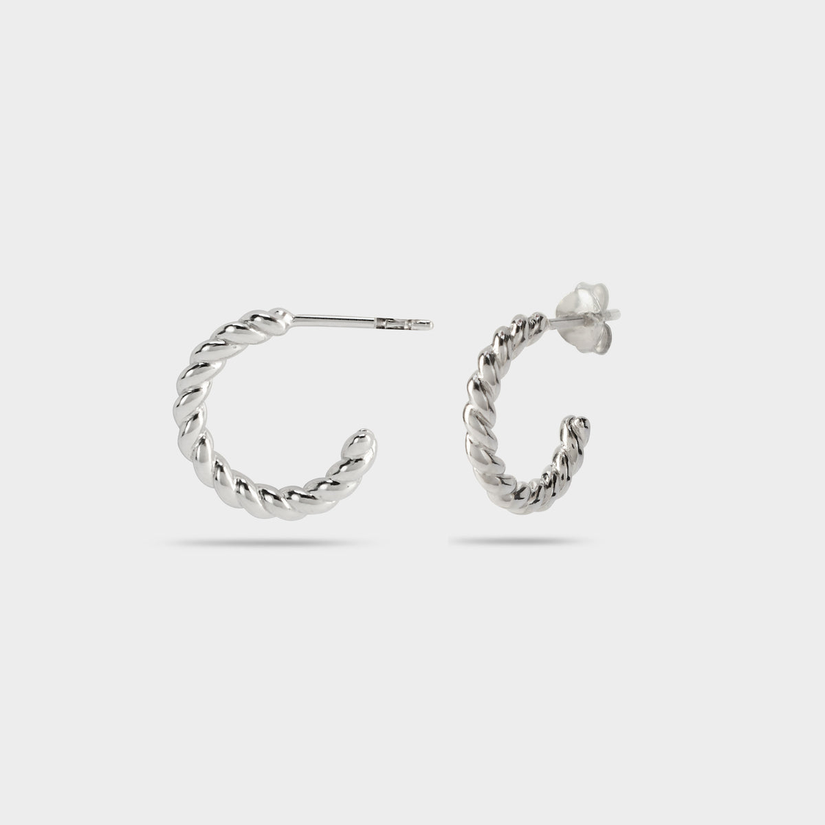 Boucles d'oreilles mini créoles torsadées argent