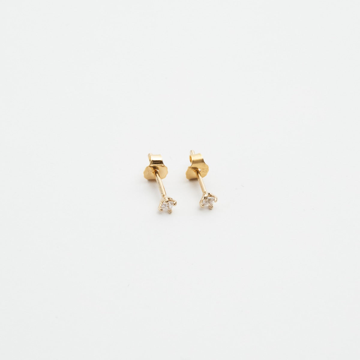 Boucles d'oreilles mini zircon plaqué or