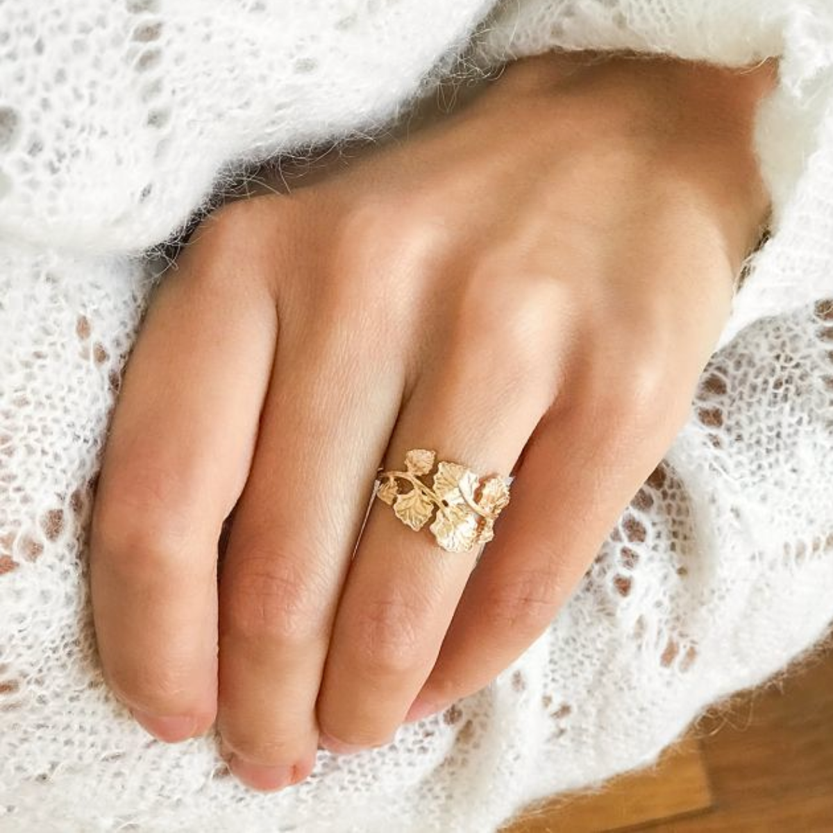 Bague brin de tilleul plaqué or