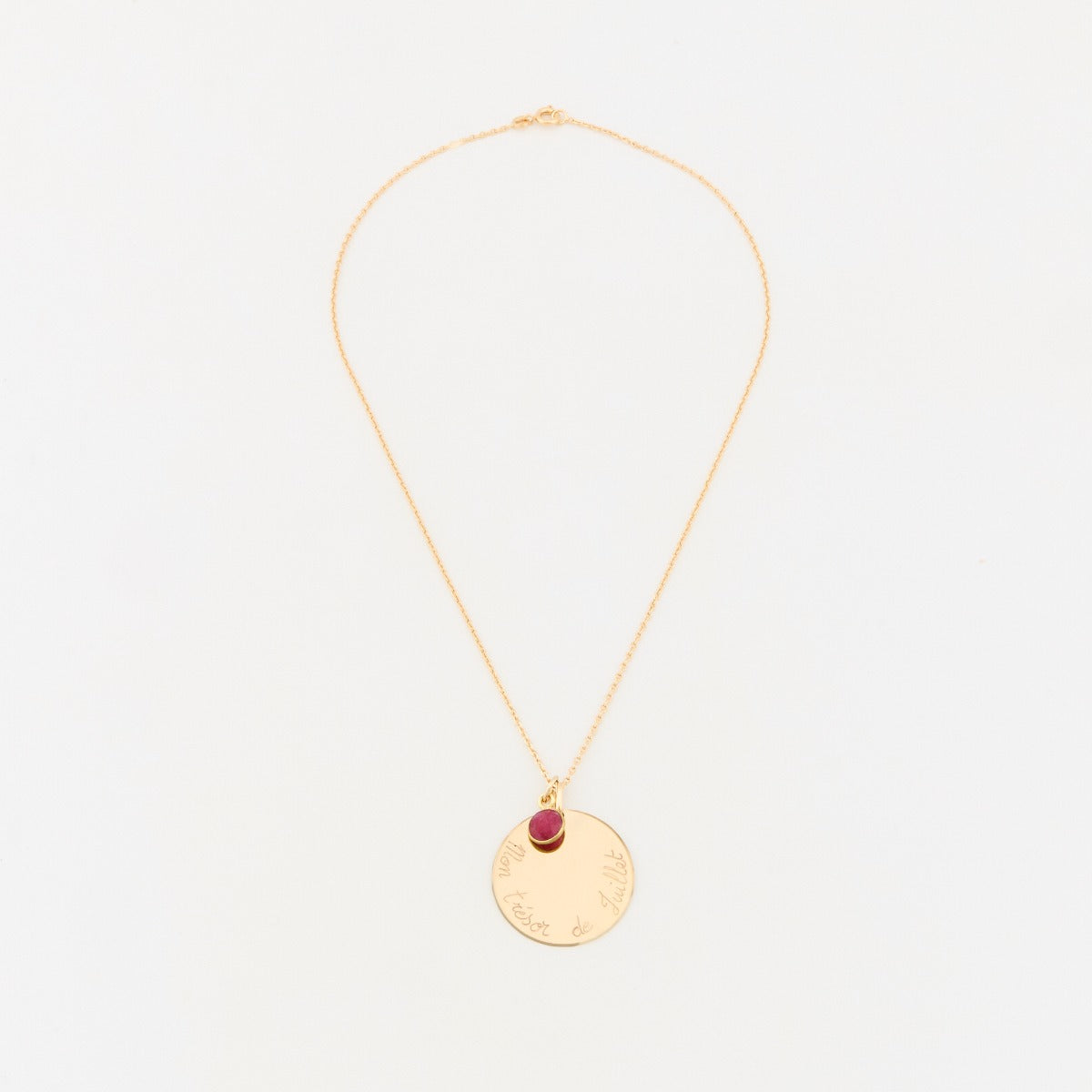 Collier grande médaille et pierre de naissance sur chaîne forçat plaqué or