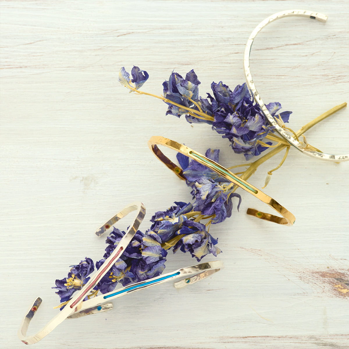 Jonc droit martele et fil plaque or et argent massif