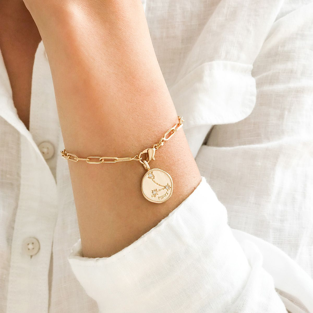 Bracelet signe astrologique Poissons plaqué or